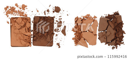 Set of Broken and Smashed Make-Up Eyeshadow Palletes, isolated on transparent background, top view 115992416