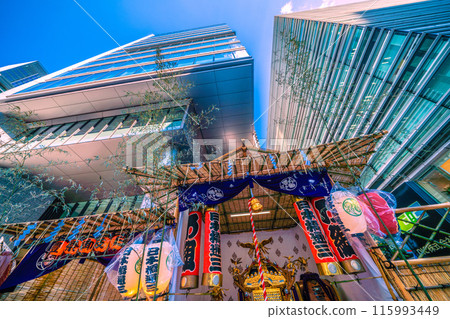 日本東京的城市景觀:日本橋三丁目(DIC)供奉的神轎...即將舉行的日枝神社神光祭...=6月5日 日本東京的城市景觀:日本橋三丁目(DIC)供奉的神轎...即將舉行的日枝神社神光祭...=6月5日 115993449