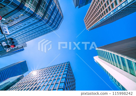 日本六月的東京城市景觀。從日本橋十字路口看日本橋的建築物。希望之光…=5天 115998242