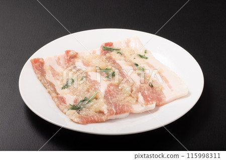[Canadian pork] Pork belly (with onion and salt sauce) 115998311