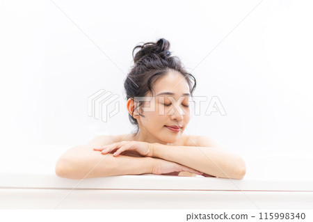 沐浴時間 女性 美麗 115998340