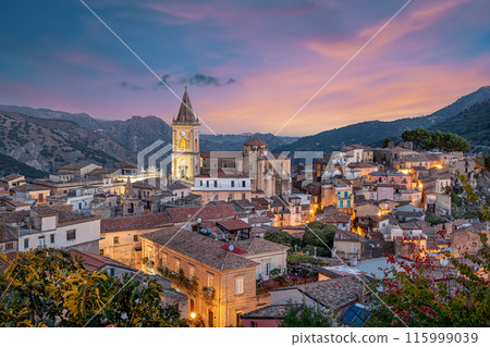 Novara di Sicilia, Sicily, Italy 115999039