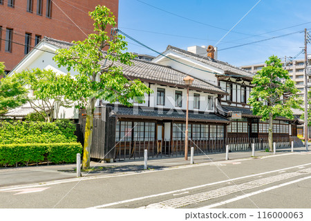 位於京都市中京區木屋町通的島津製作所的誕生地島津創業紀念館(有形文化財產) 位於京都市中京區木屋町通的島津製作所的誕生地島津創業紀念館(有形文化財產) 116000063