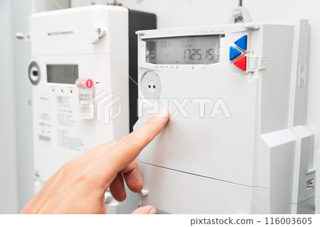 Electric energy meter measuring power usage Electric energy meter measuring power usage 116003605