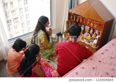 Family Praying Together With Children Family Praying Together With Children 116004664