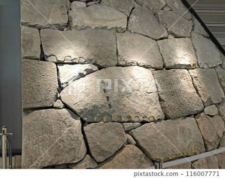 The remains of the stone walls of Edo Castle in the Edo History Walk Corner inside Ichigaya Station [Inside Ichigaya Station, Tokyo] 116007771