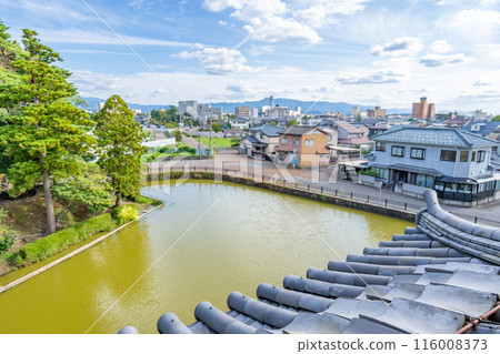 柴田城 - 一座平坦的城堡，以交通便利為政治和經濟中心。 116008373