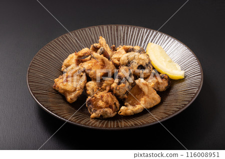 Deep fried shiitake mushrooms 116008951