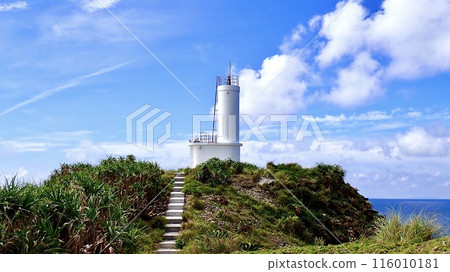 慶良間群島卡希島的燈塔與樓梯 116010181