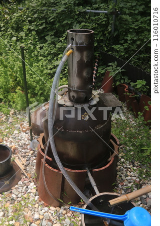 山中的水金窟 116010716