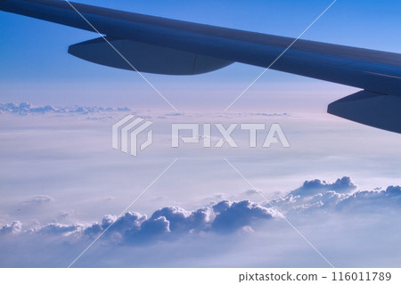 從飛機看見的雲彩海 116011789