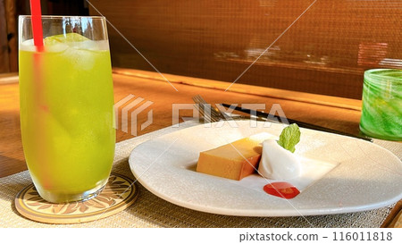 Summer cold sweets 116011818