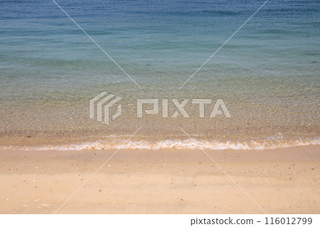 來島海峽馬島波光粼粼的美麗海灘 116012799