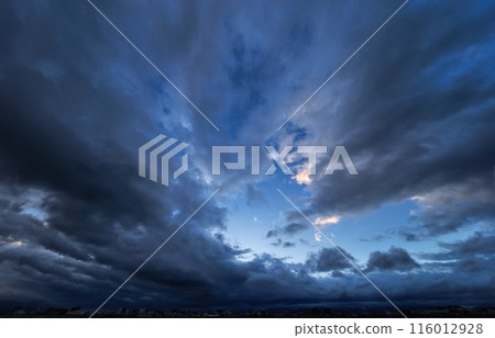 Fantastic dawn sky at dusk, early winter, ultra-wide-angle, sky-focused, 231118am Fantastic dawn sky at dusk, early winter, ultra-wide-angle, sky-focused, 231118am 116012928