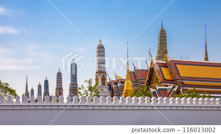 Temple Wat Phra Kaew is in the Royal Palace of Bangkok, Thailand. It is a popular place and destination for tourists around the world. Temple Wat Phra Kaew is in the Royal Palace of Bangkok, Thailand. It is a popular place and destination for tourists around the world. 116013002