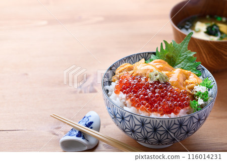 最好吃的海鮮蓋飯，海膽鮭魚子蓋飯 116014231