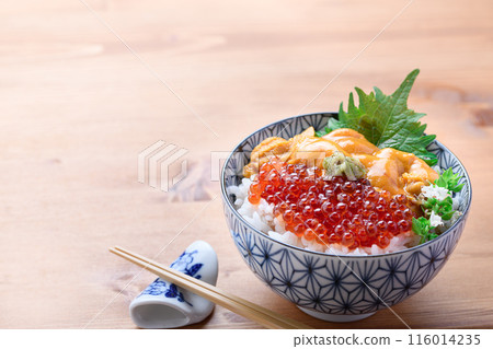 最好吃的海鮮蓋飯，海膽鮭魚子蓋飯 116014235