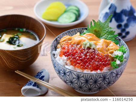 最好吃的海鮮蓋飯，海膽鮭魚子蓋飯 116014250