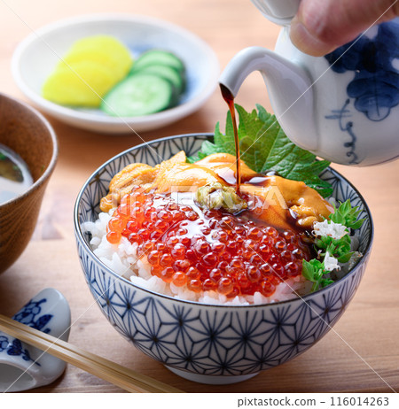 最好吃的海鮮蓋飯，海膽鮭魚子蓋飯 116014263