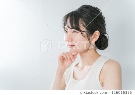 美容/美學/護膚形像中的年輕亞洲女性 美容/美學/護膚形像中的年輕亞洲女性 116016356