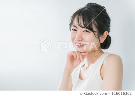 美容/美學/護膚形像中的年輕亞洲女性 116016362