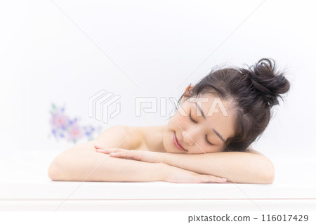 Bath time women beauty Bath time women beauty 116017429