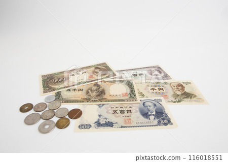 白色背景日圓上的一點舊世界貨幣系列 116018551