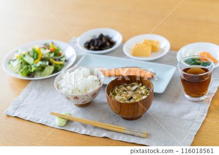 breakfast  116018561