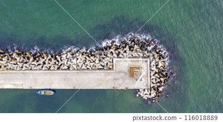 breakwater and pier breakwater and pier 116018889