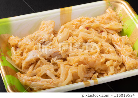 Steamed chicken with bamboo shoots Steamed chicken with bamboo shoots 116019554
