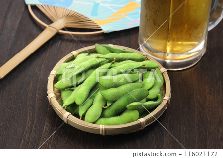 漏勺中的新鮮毛豆 116021172
