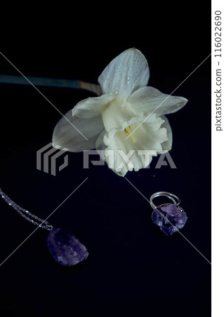 amethyst ring and pendant necklace with delicate narcissus petals amethyst ring and pendant necklace with delicate narcissus petals 116022690