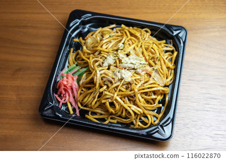 "Yakisoba" served in a plastic container 116022870