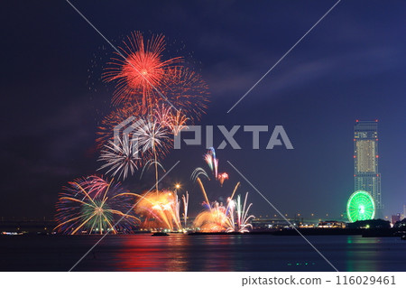 Osaka Bay Rinku Artistic Fireworks (Sennan City, Osaka Prefecture) Osaka Bay Rinku Artistic Fireworks (Sennan City, Osaka Prefecture) 116029461