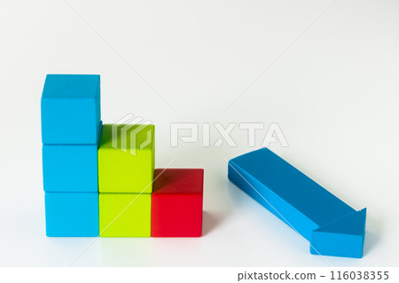 箭頭和構建塊圖，向右下降 116038355