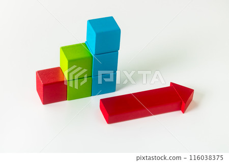 箭頭和構建塊圖向右上升 116038375