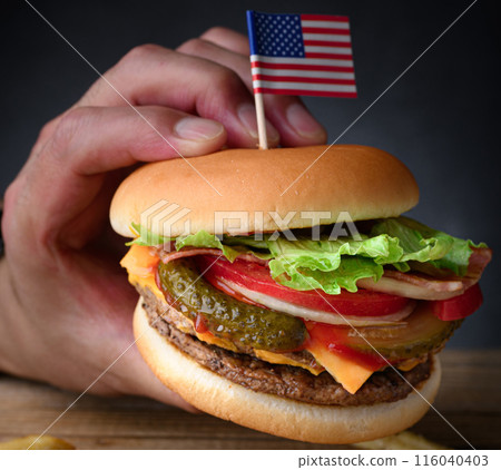 Thick and juicy burger Thick and juicy burger 116040403