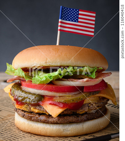 Thick and juicy burger 116040418