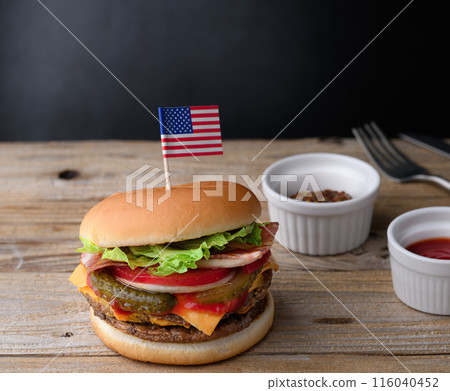 Thick and juicy burger Thick and juicy burger 116040452
