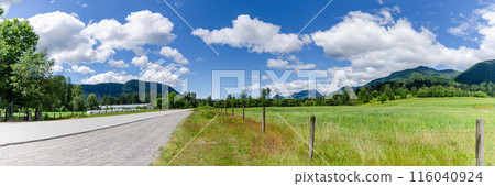 Spectacular view of Fraser Valley countryside around Mission, BC, Canada 116040924