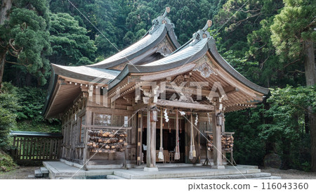 Shinzan Shrine: worship hall 116043360