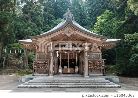 Shinzan Shrine: worship hall 116043362