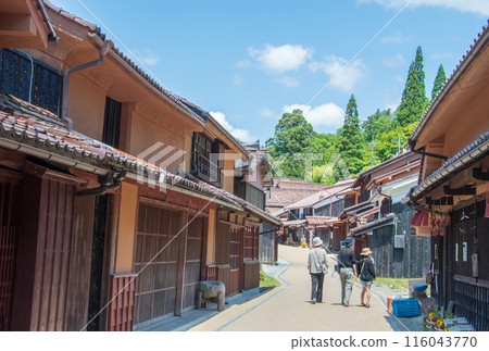 Fukiya Furusato Village: Blue skies and beautiful traditional townscape Fukiya Furusato Village: Blue skies and beautiful traditional townscape 116043770