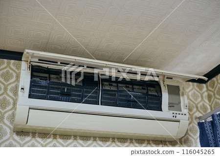 air conditioner 116045265