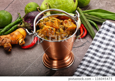 Indian traditional cuisine Aloo mutter Indian traditional cuisine Aloo mutter 116045473