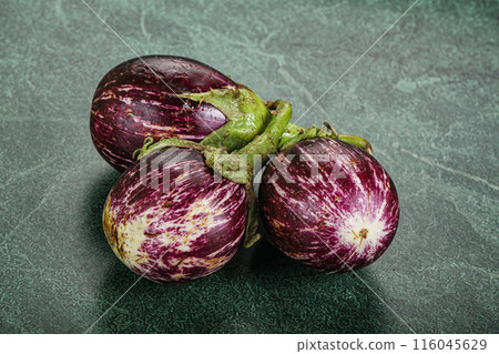 Raw ripe asian small eggplant Raw ripe asian small eggplant 116045629