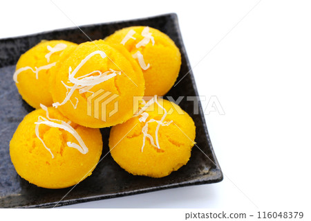 Toddy palm cake. Khanom Tarn (Thai dessert) 116048379