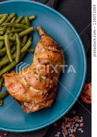 Delicious grilled chicken leg or quarter with salt and spices 116051004