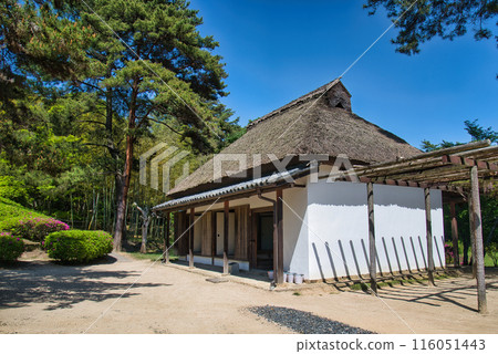 綠樹環繞的老茶館 原鬆井家的正宅 116051443