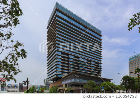 Exterior of the Westin Hotel Yokohama and Apartment Bay Yokohama in Yokohama Minato Mirai 21 Exterior of the Westin Hotel Yokohama and Apartment Bay Yokohama in Yokohama Minato Mirai 21 116054758